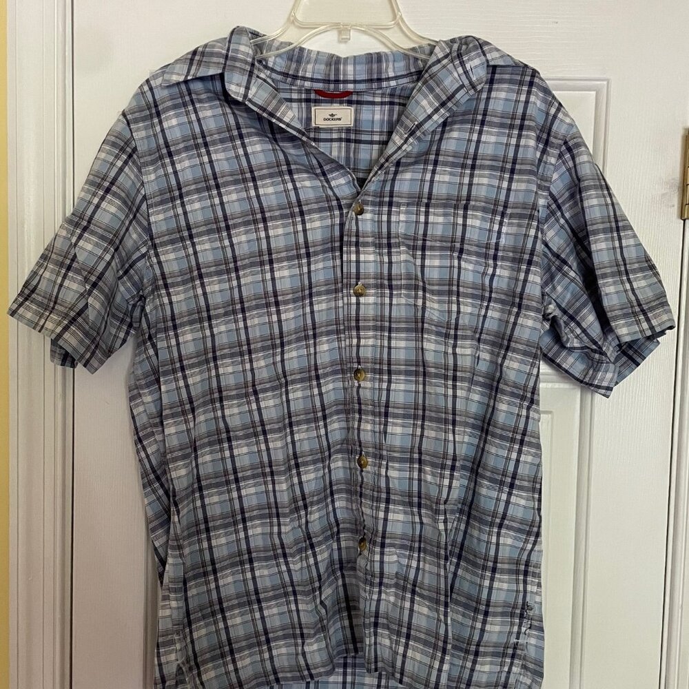 Dockers short sleeve button-down shirt, blue and gray plaid, like new, size M